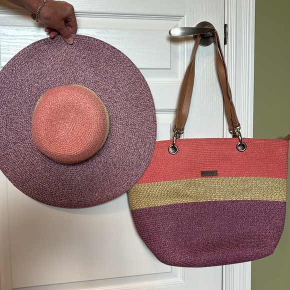 Matching beach purse and hat - Picture 1 of 5